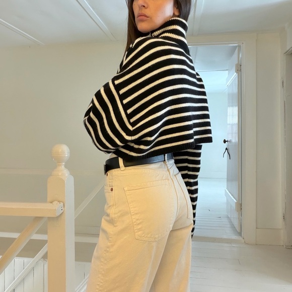 The Frankie Shop Athina Wool Cropped Turtleneck Sweater in Black Stripe Size M/L - Picture 4 of 14